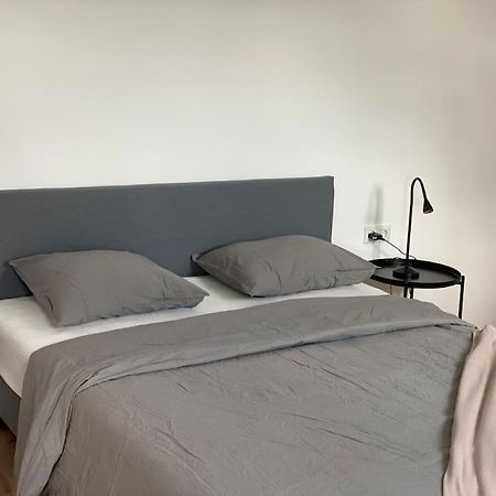 Farawayhomes Studio Klagenfurt #1 クラーゲンフルト エクステリア 写真